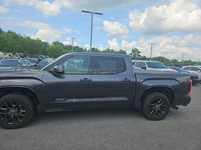 2023 Toyota Tundra Hybrid Platinum