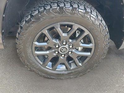 2023 Toyota Tundra Hybrid Platinum