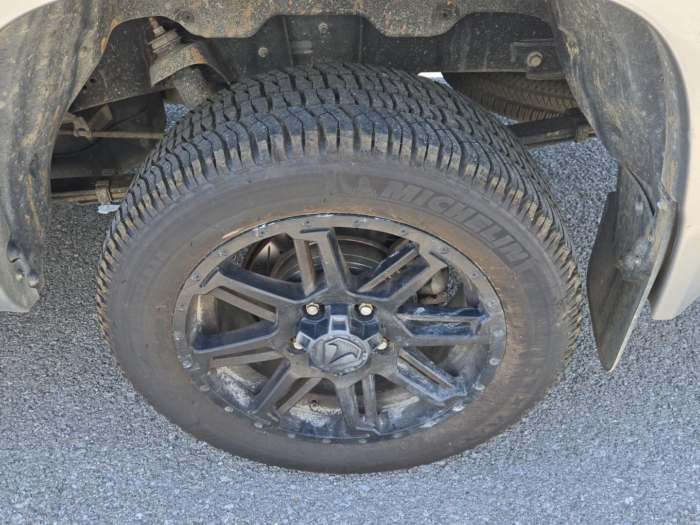 2018 Toyota Tundra SR5 5.7L V8