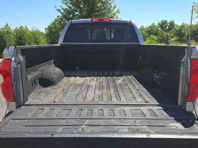 2018 Toyota Tundra SR5 5.7L V8