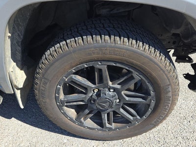 2018 Toyota Tundra SR5 5.7L V8