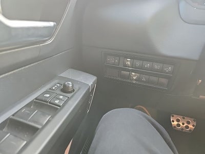 2025 Toyota Tundra Platinum