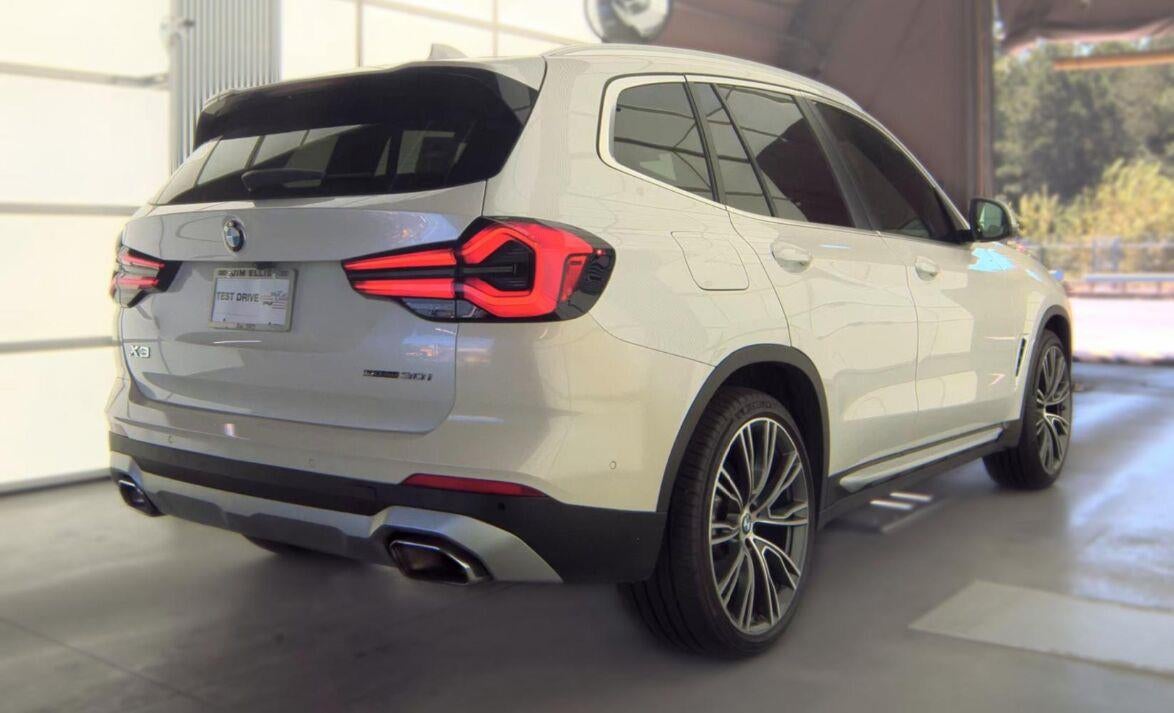 2023 BMW X3 sDrive30i