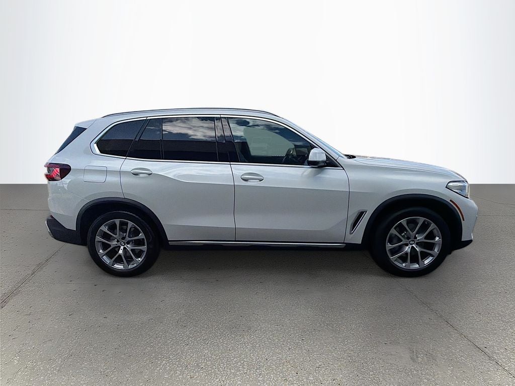 2023 BMW X5 sDrive40i