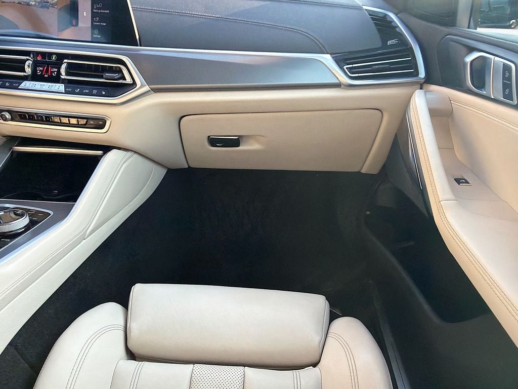 2022 BMW X6 xDrive40i