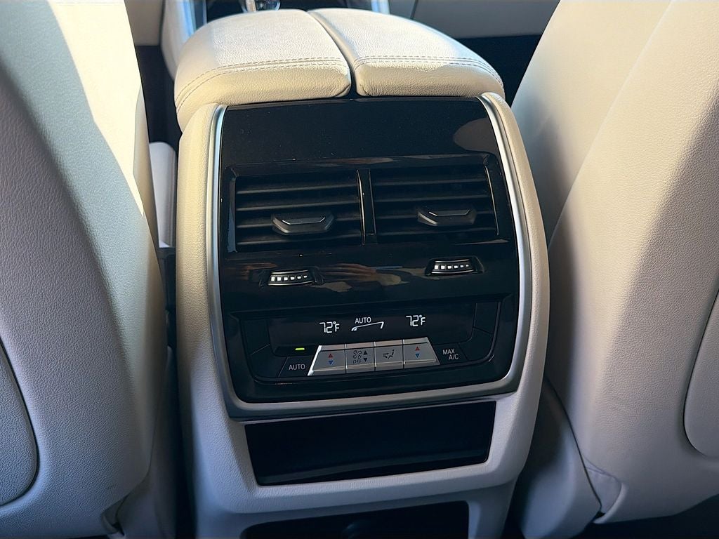 2022 BMW X6 xDrive40i