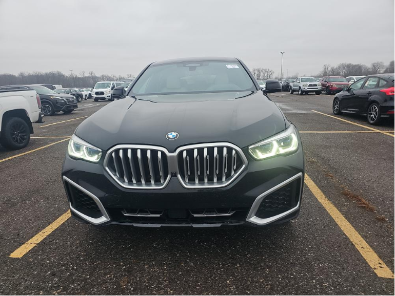 2022 BMW X6 xDrive40i