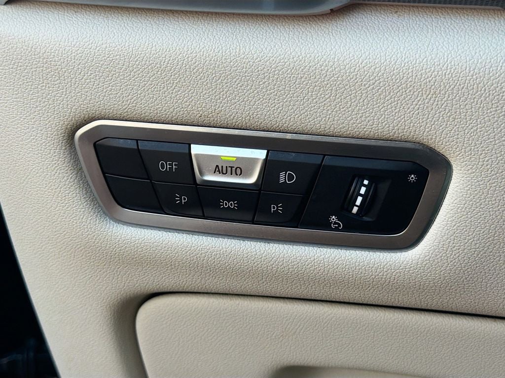 2022 BMW X6 xDrive40i