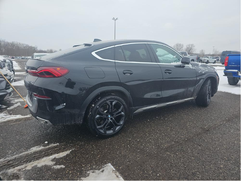 2022 BMW X6 xDrive40i