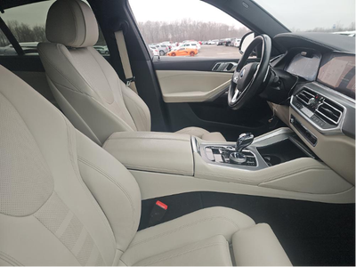 2022 BMW X6 xDrive40i