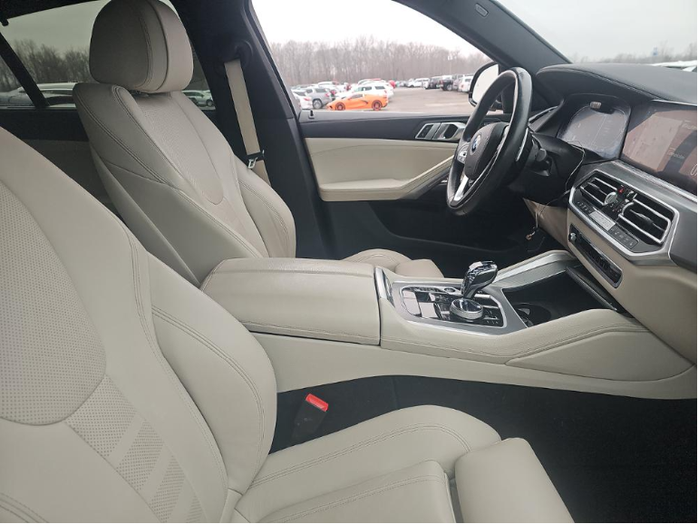 2022 BMW X6 xDrive40i