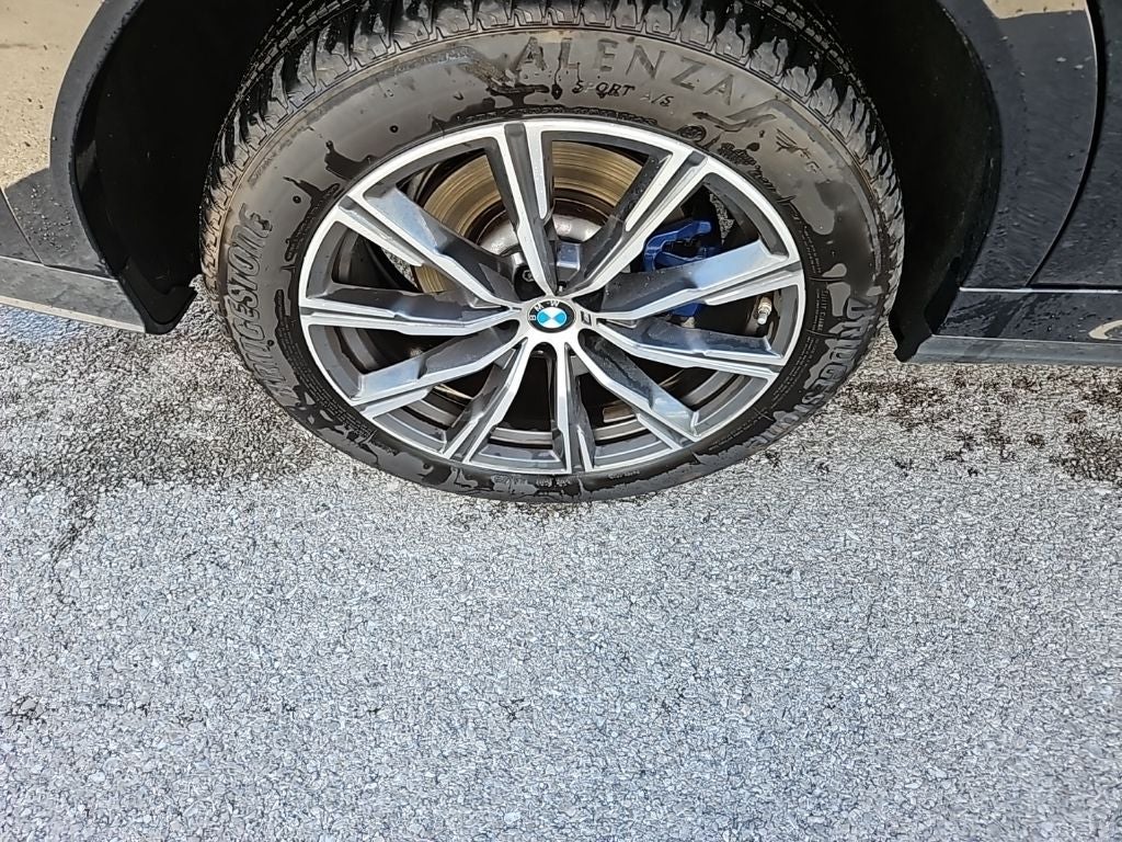 2022 BMW X6 xDrive40i