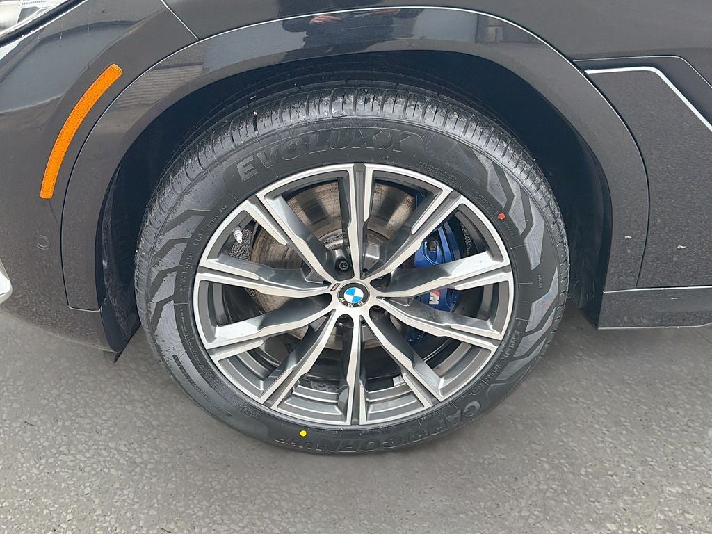 2022 BMW X6 xDrive40i