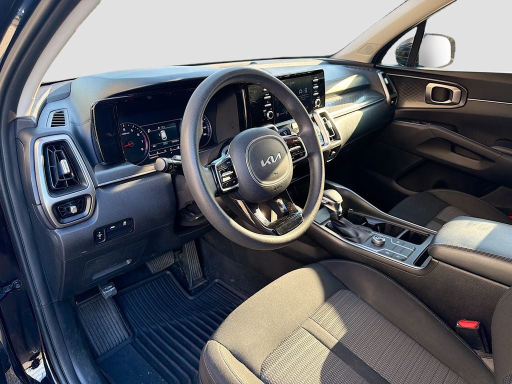 2022 Kia Sorento LX