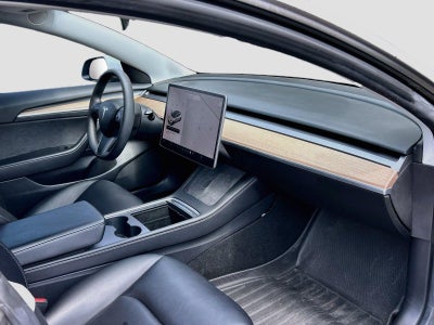 2021 Tesla Model 3 Standard Range Plus Rear-Wheel Drive