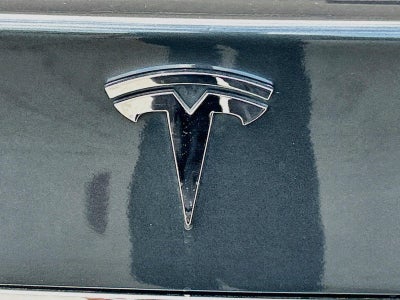 2015 Tesla Model S 85D