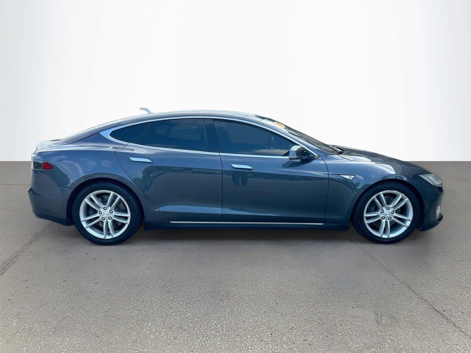 2015 Tesla Model S 85D