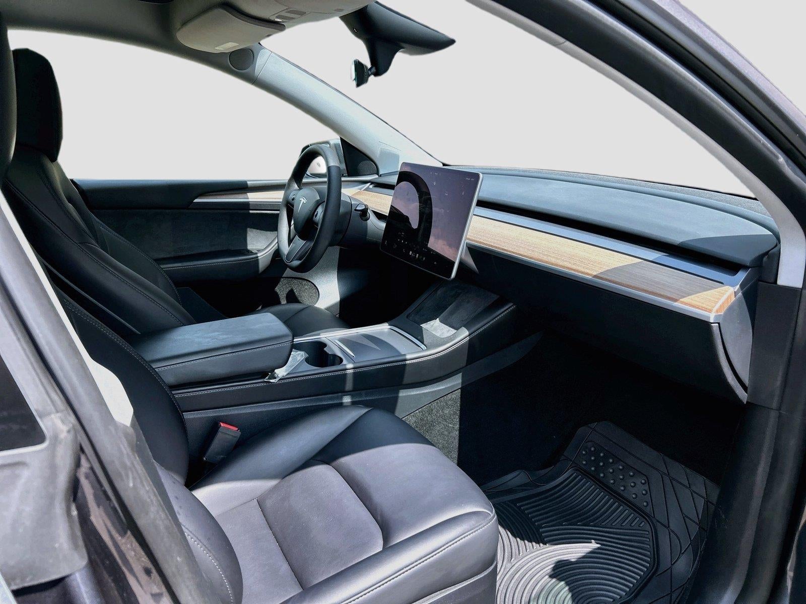 2023 Tesla Model Y Performance Dual Motor All-Wheel Drive