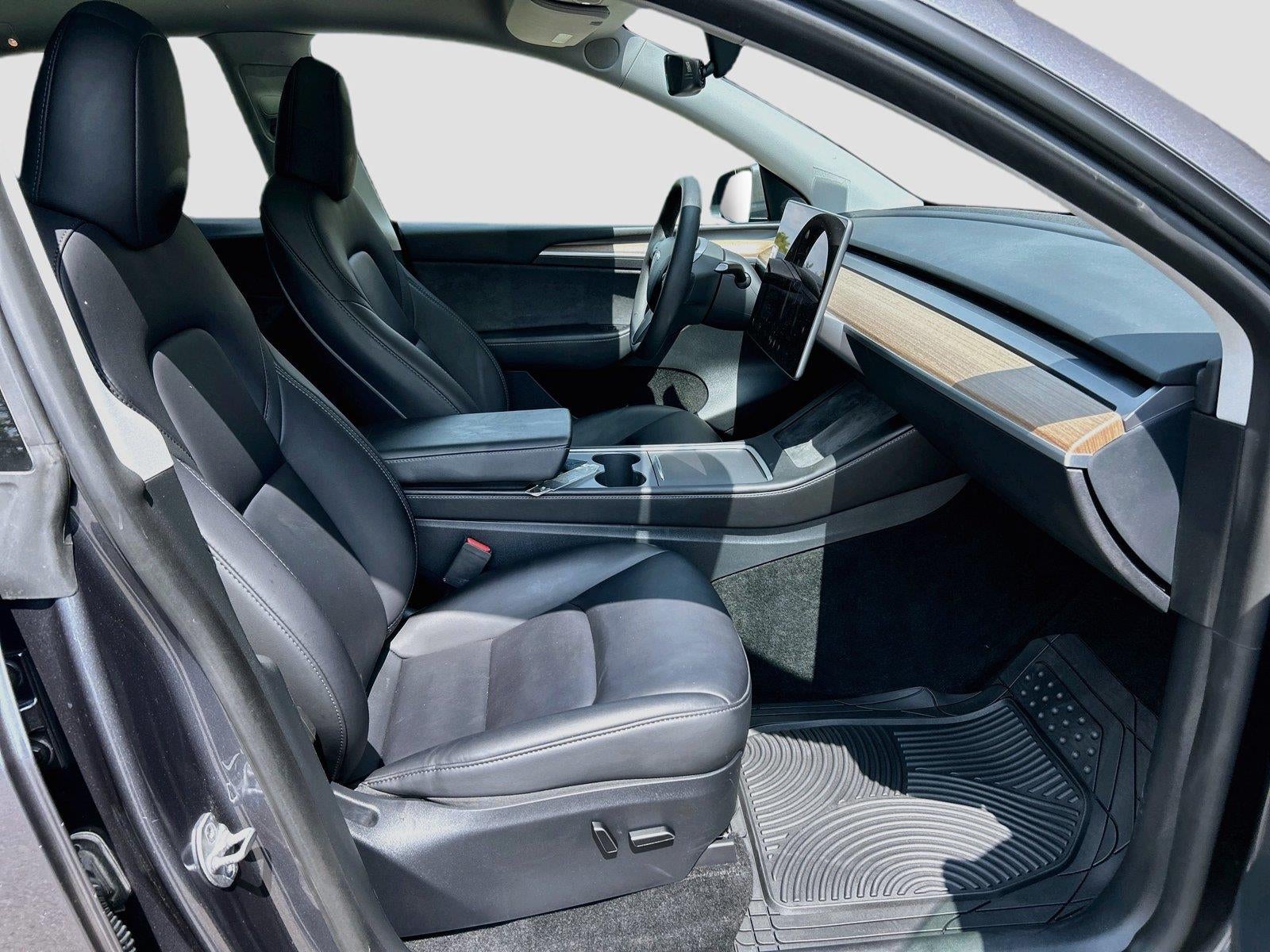 2023 Tesla Model Y Performance Dual Motor All-Wheel Drive