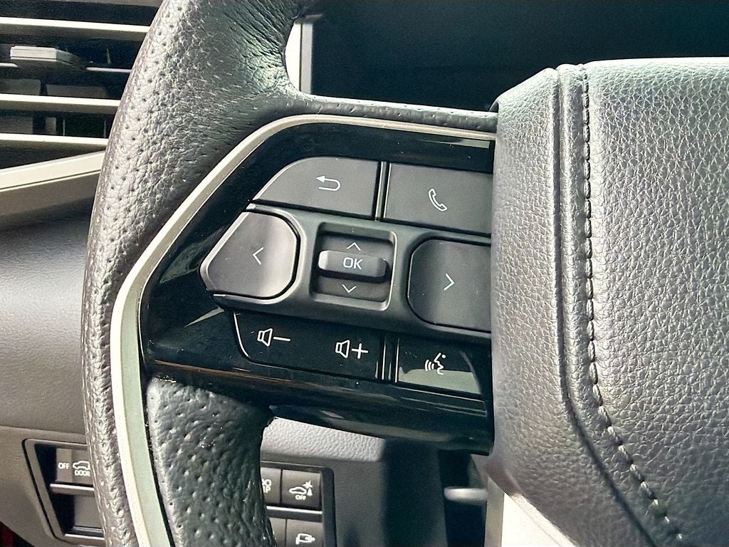 2023 Toyota Sequoia SR5