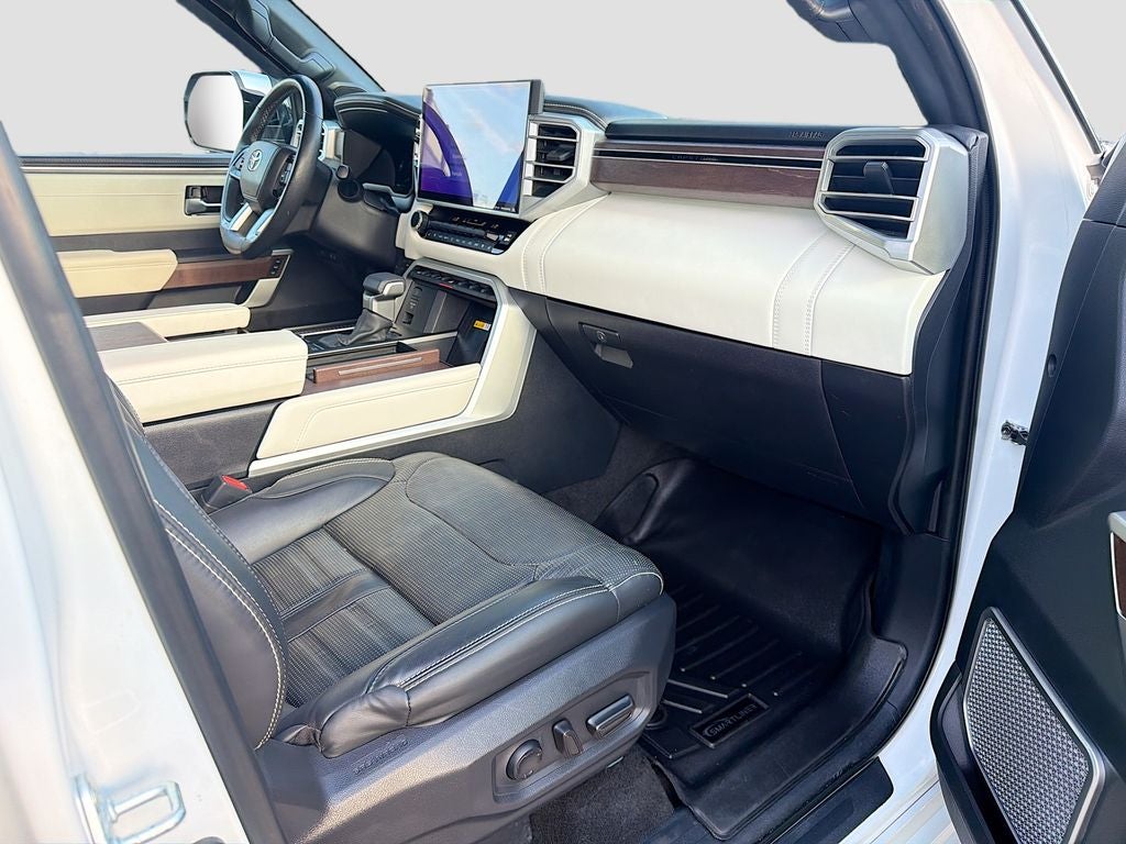 2024 Toyota Sequoia Capstone