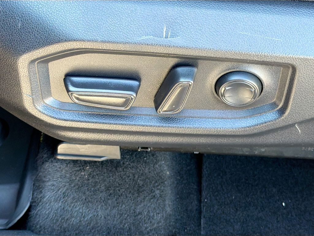 2023 Toyota Sequoia SR5