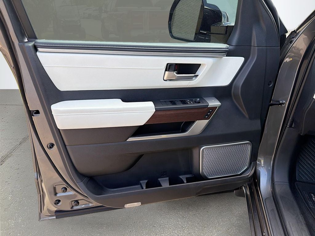 2024 Toyota Sequoia Capstone