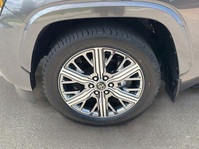 2024 Toyota Sequoia Capstone