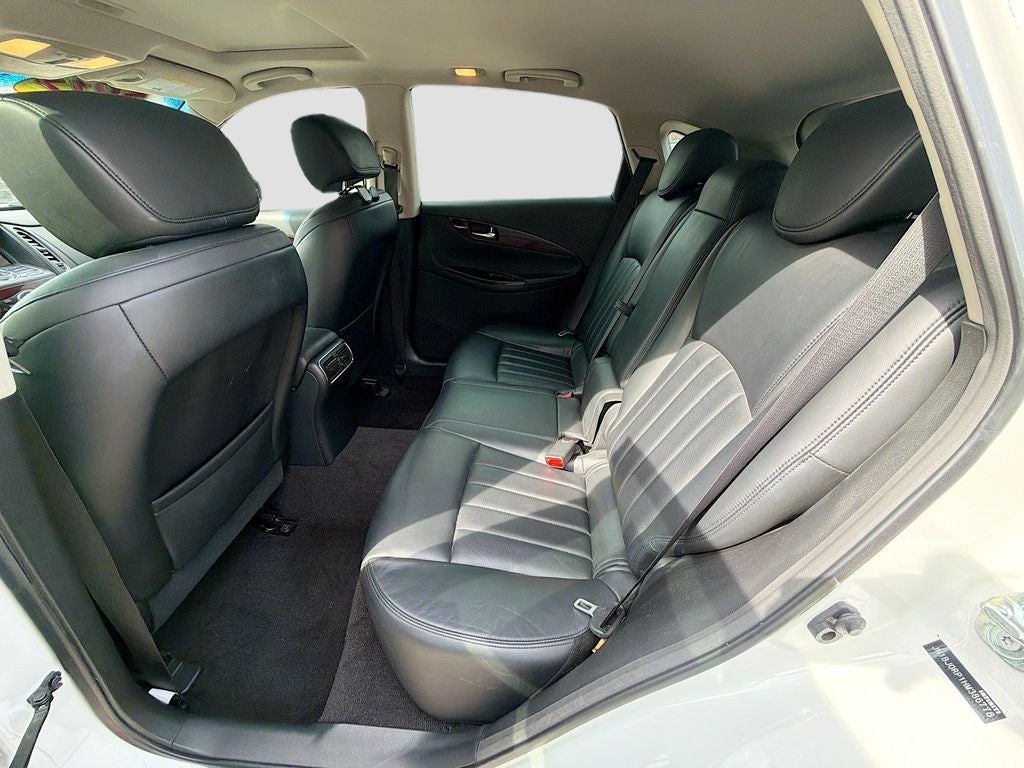 2017 INFINITI QX50 Base