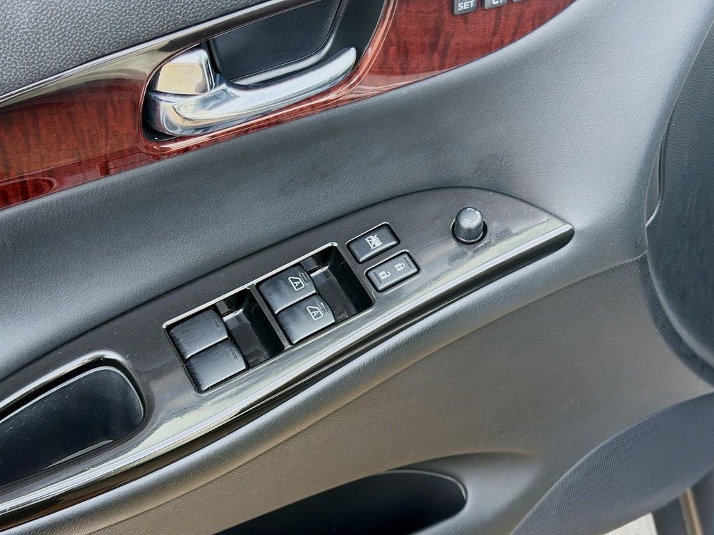 2017 INFINITI QX50 Base