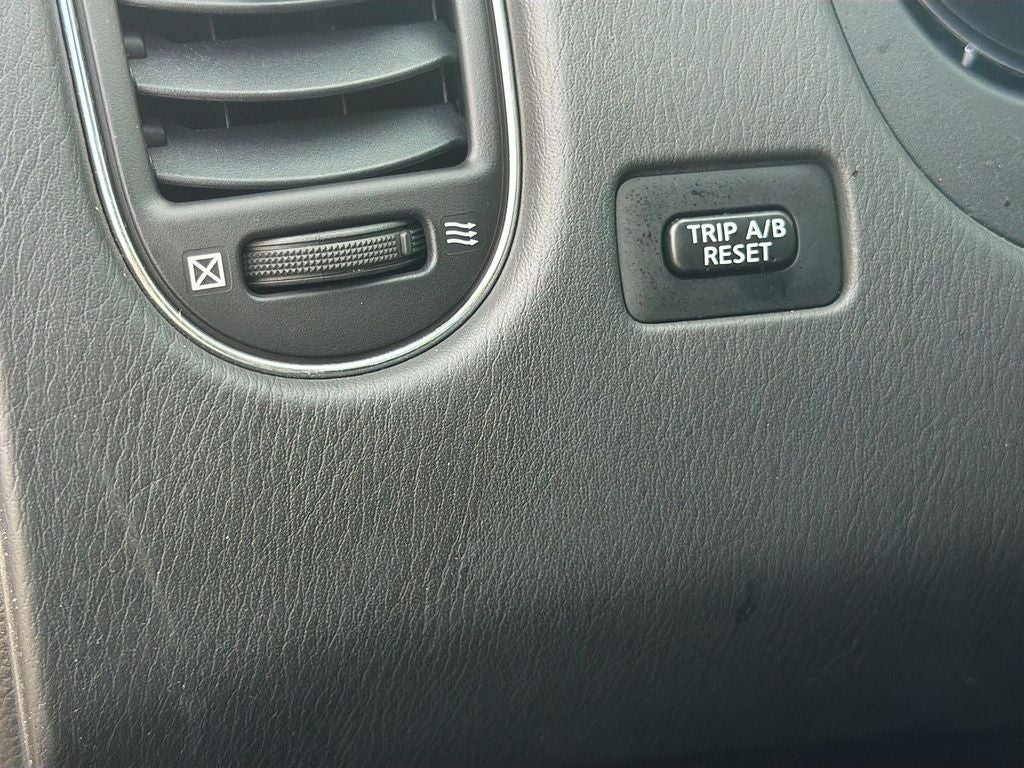 2017 INFINITI QX50 Base