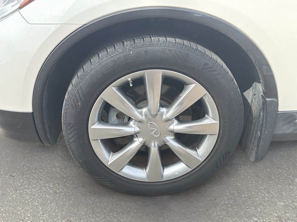 2017 INFINITI QX50 Base