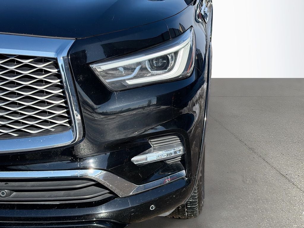 2023 INFINITI QX80 LUXE