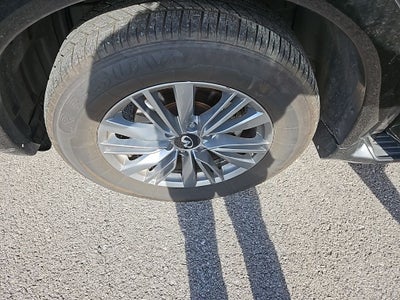 2023 INFINITI QX80 LUXE