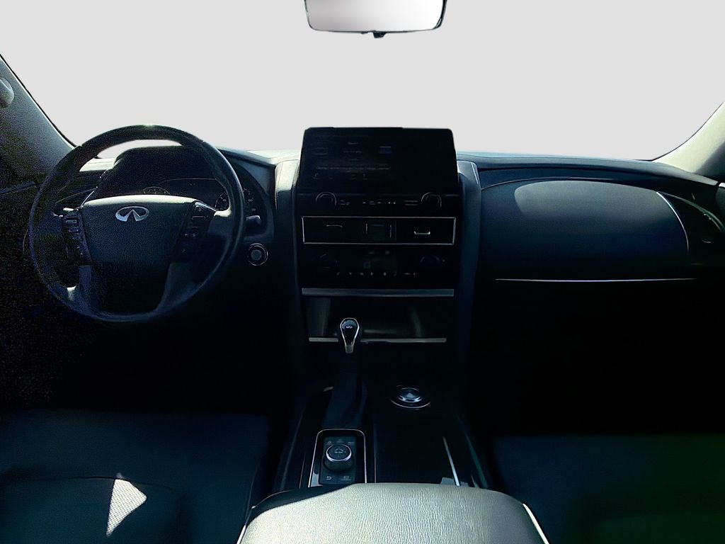 2023 INFINITI QX80 LUXE