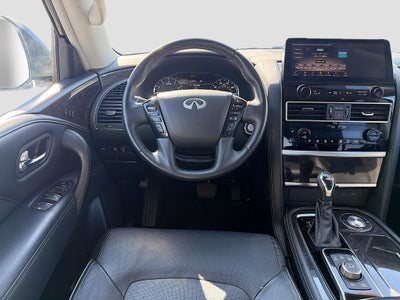 2023 INFINITI QX80 LUXE