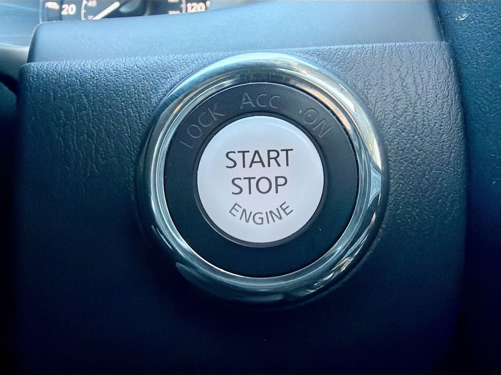 2023 INFINITI QX80 LUXE