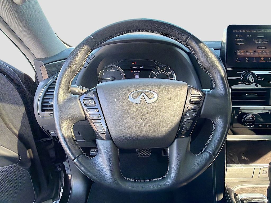 2023 INFINITI QX80 LUXE