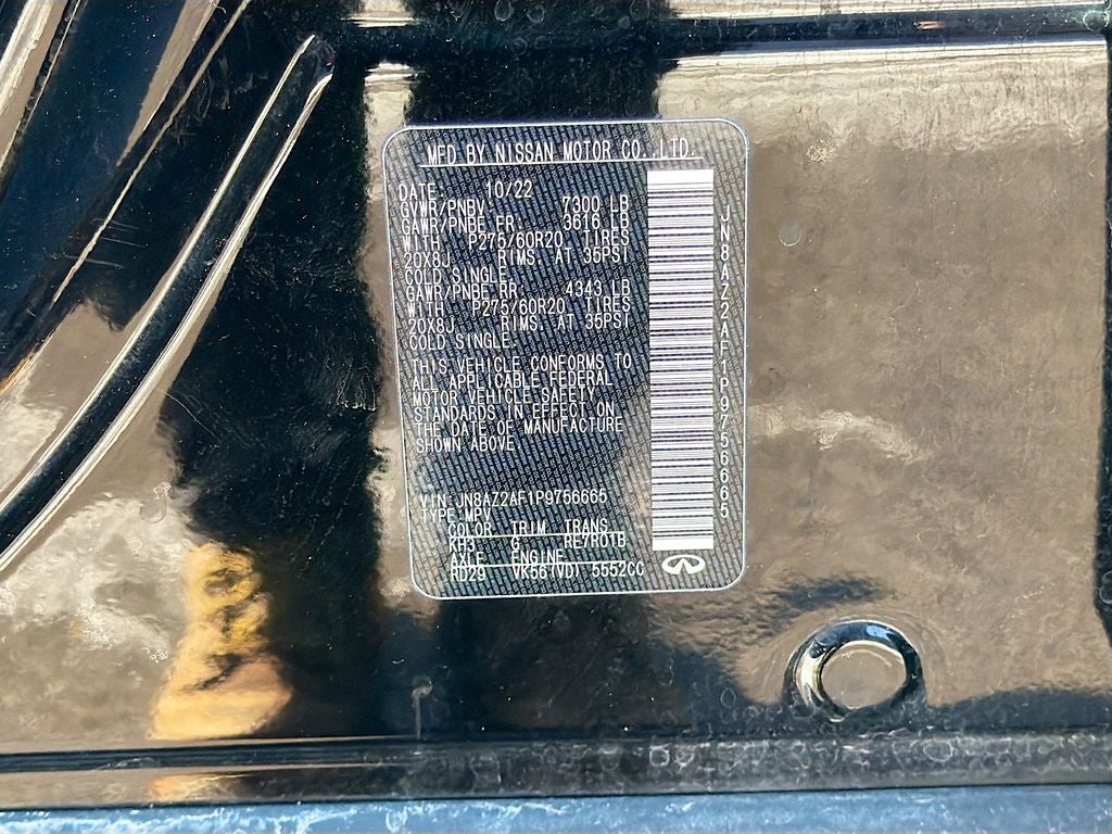 2023 INFINITI QX80 LUXE