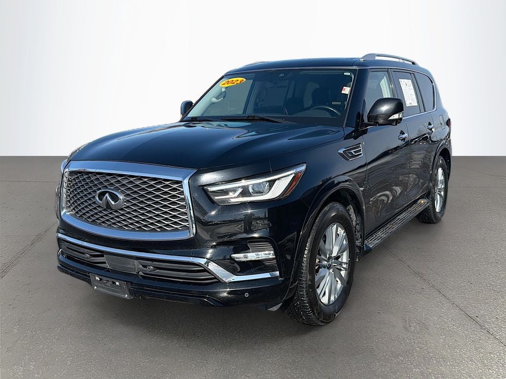 2023 INFINITI QX80 LUXE