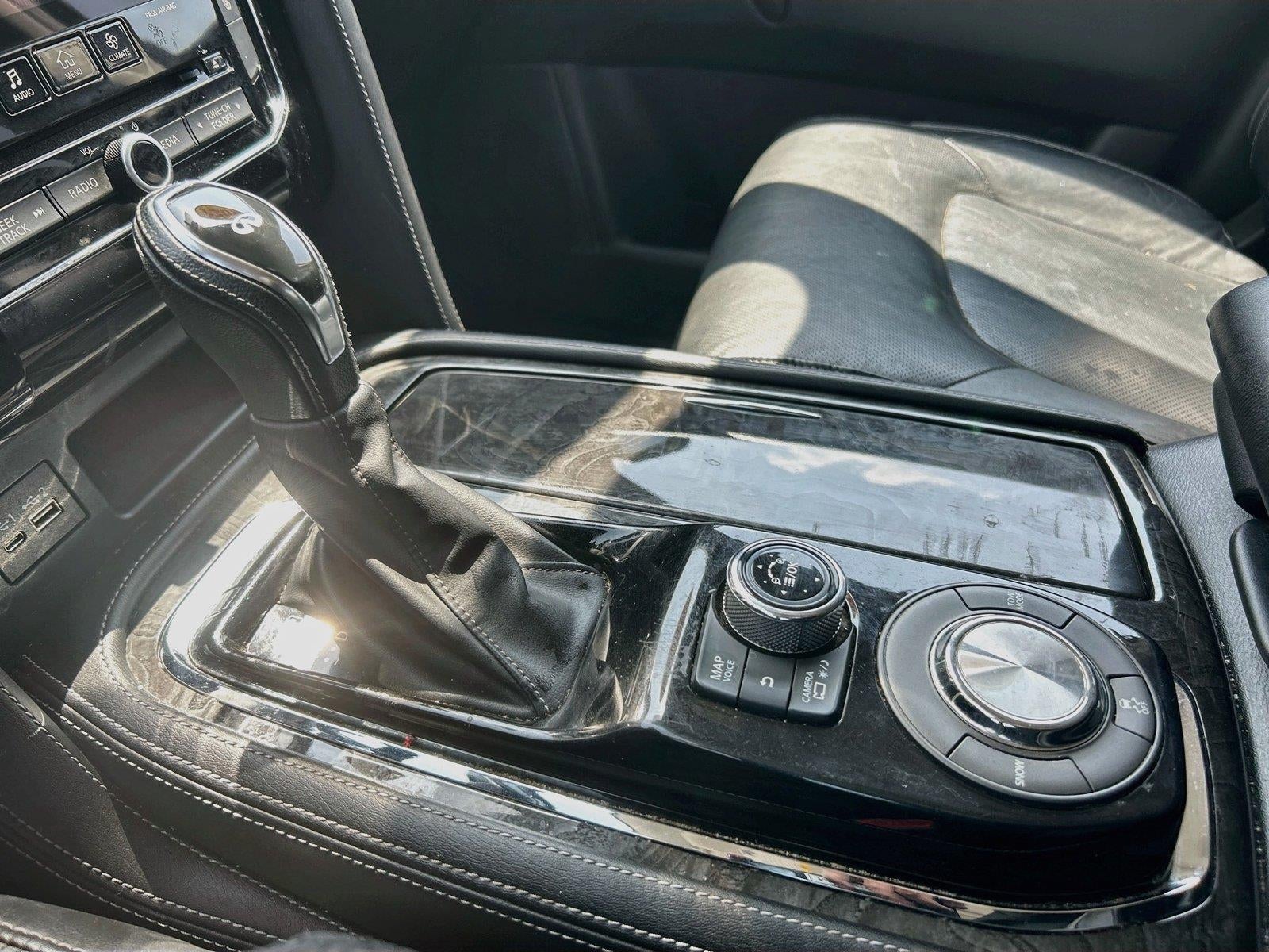 2021 INFINITI QX80 LUXE