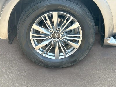 2021 INFINITI QX80 LUXE