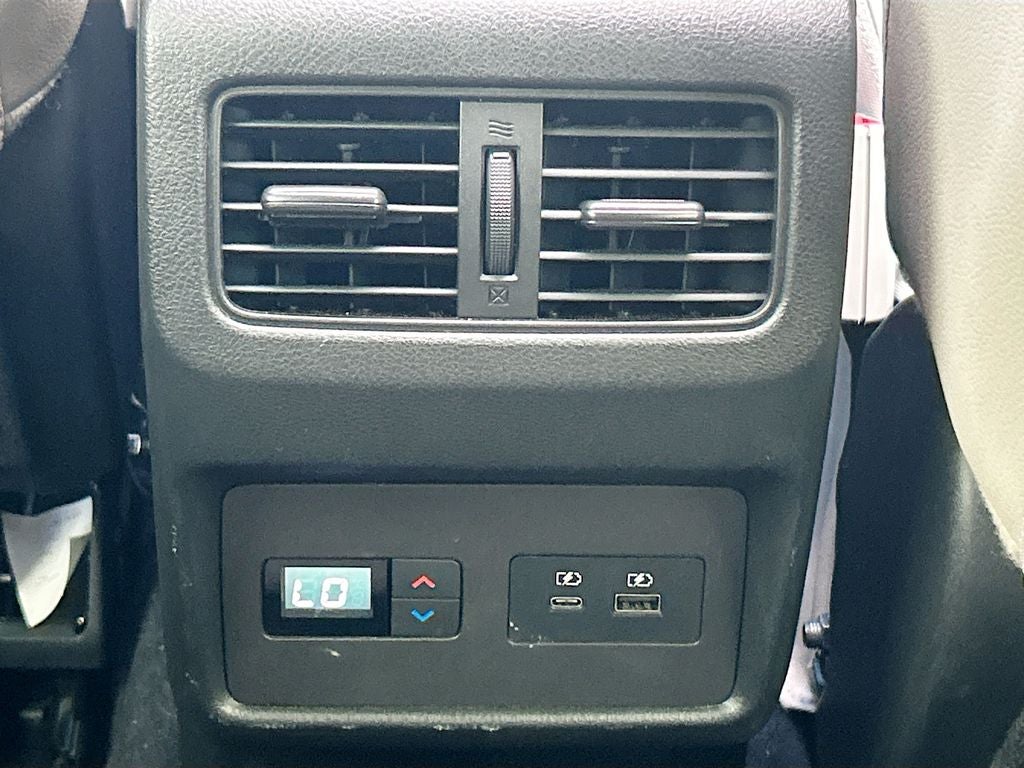 2023 Nissan Rogue SL FWD