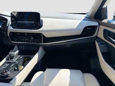 2023 Nissan Rogue SL Intelligent AWD