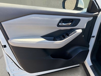 2023 Nissan Rogue SL Intelligent AWD
