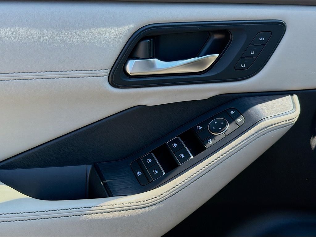 2023 Nissan Rogue SL Intelligent AWD
