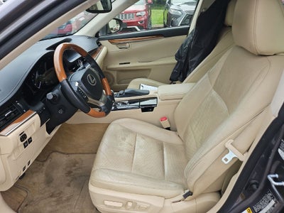 2015 Lexus ES 300h 300h