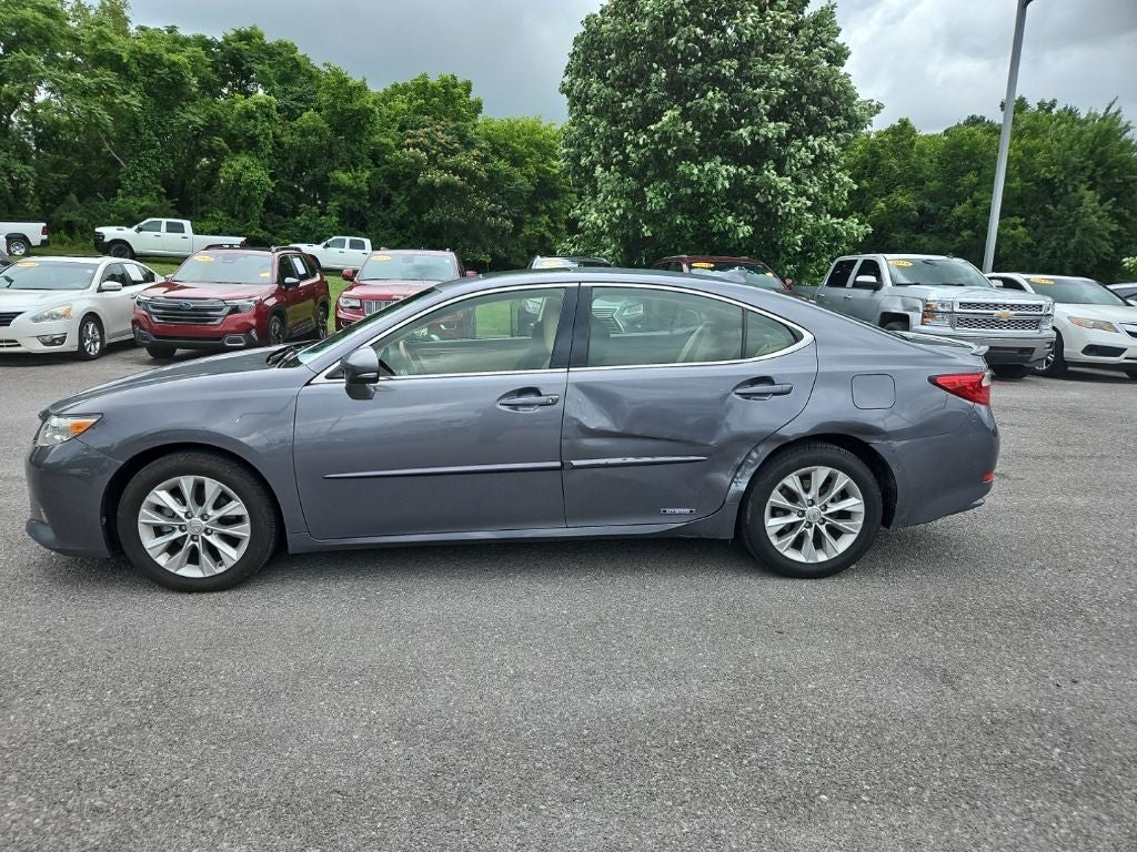 2015 Lexus ES 300h 300h