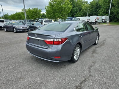 2015 Lexus ES 300h 300h
