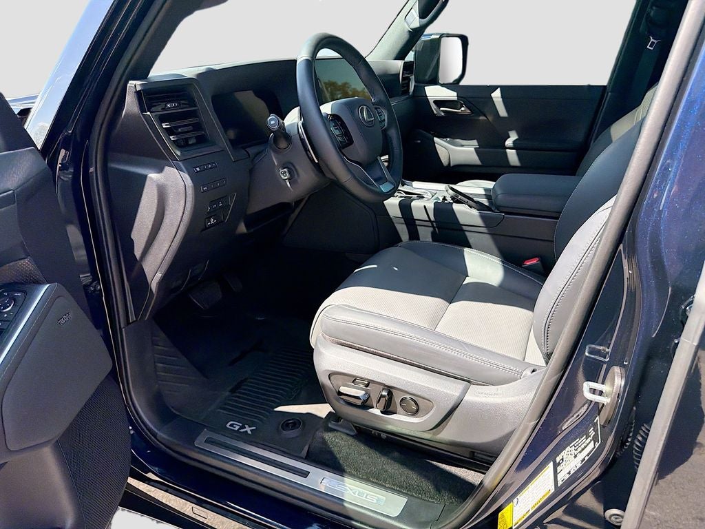 2025 Lexus GX 550 Luxury+